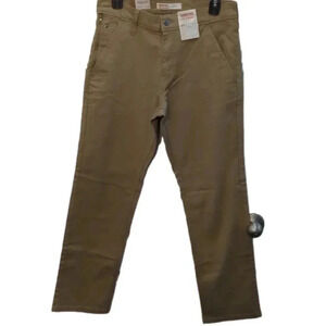 Signature Levi's Strauss Athletic hybrid Chino